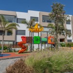 Location – Rez-de-jardin meublé avec piscine privative à Opale Square, Dar Bouazza