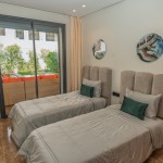 Location – Rez-de-jardin meublé avec piscine privative à Opale Square, Dar Bouazza