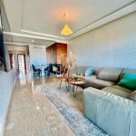 Appartement meublé à vendre en front de mer à Dar Bouazza – 132 m² avec terrasse et parking titré
